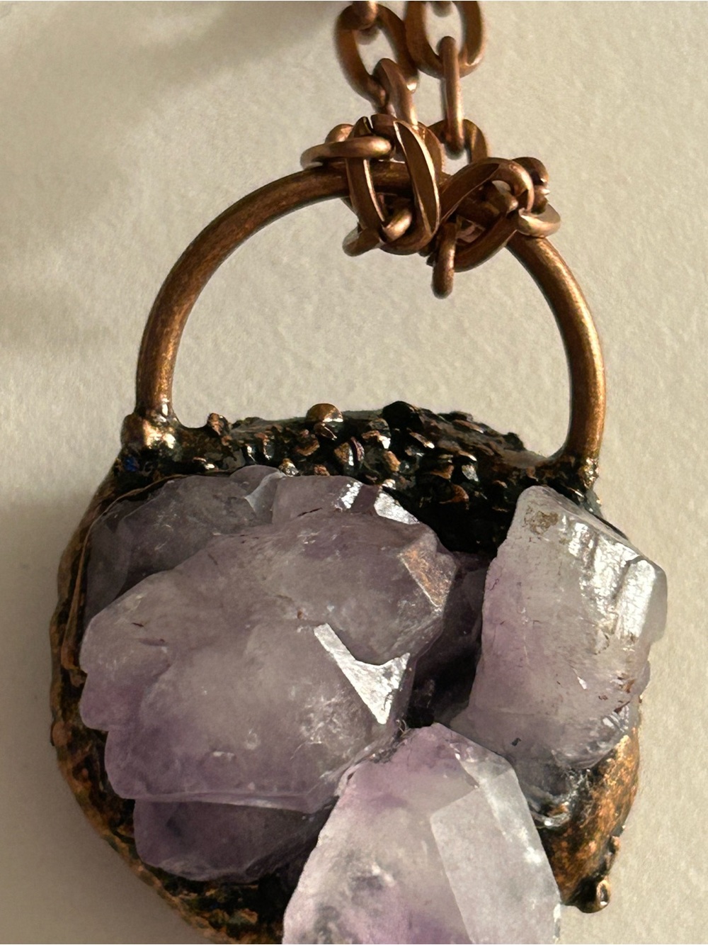 NWOT Necklace Artisan Amethyst crystals, Brutalist copper sculpture, chain - Picture 8 of 12
